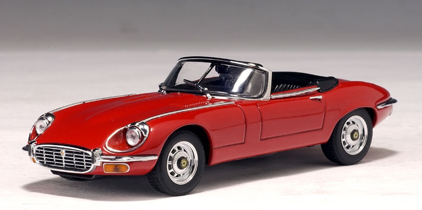 AutoArt 1/43 Jacquar E Type Roads Red